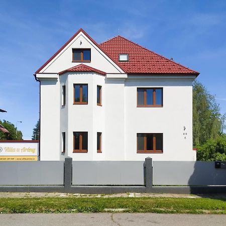 Villa U Areny Ostrava Exteriör bild